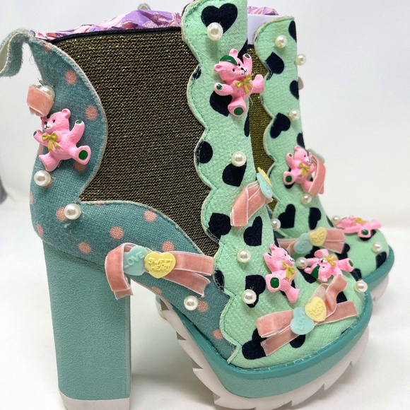 NIB Kandy Kane Irregular Choice - Picture 6 of 11